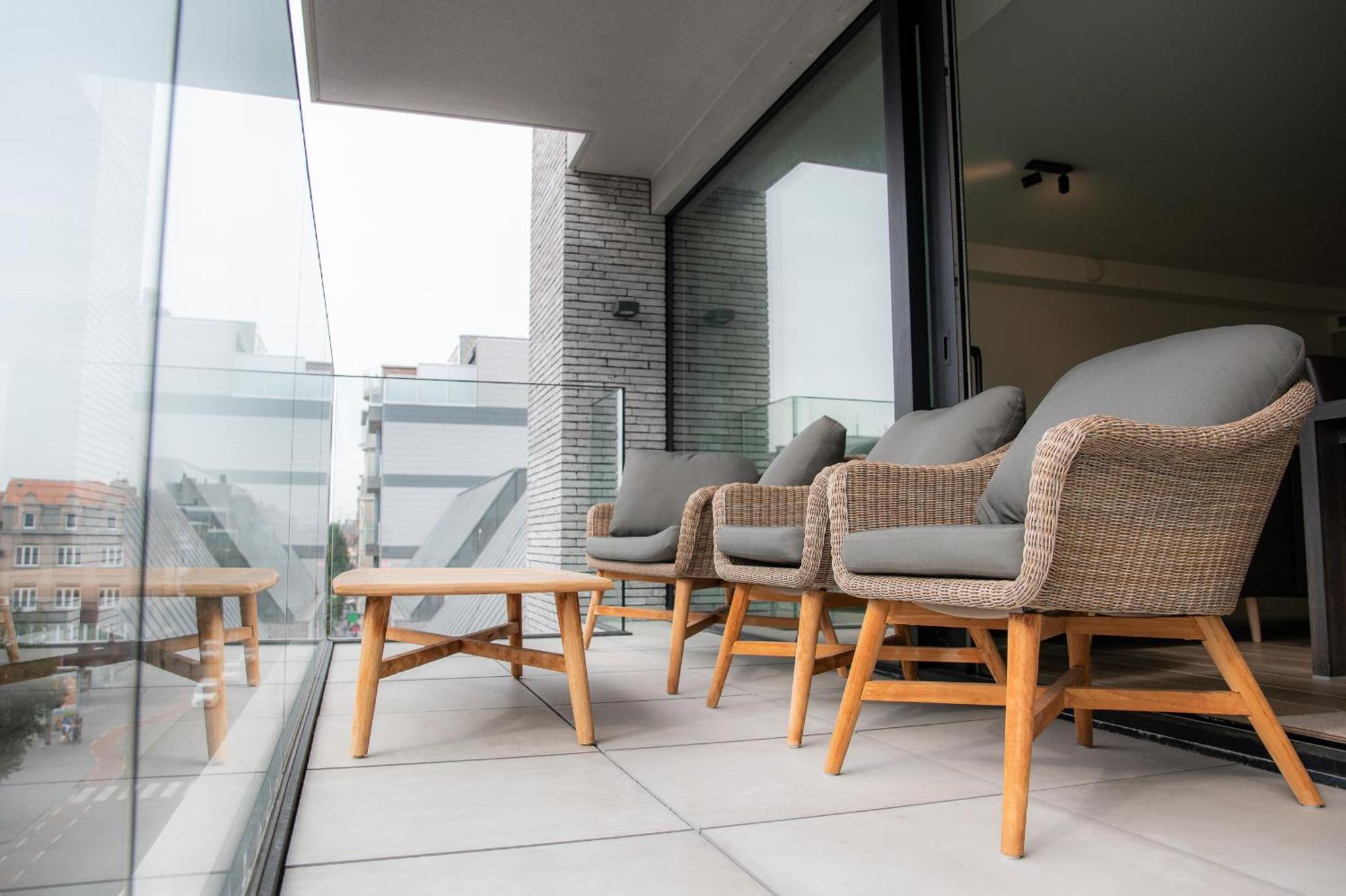 Wonderful New Apartment Close To The Beach Остенде Екстериор снимка